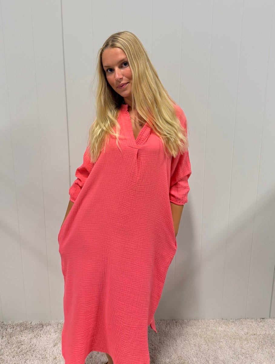 Jörlevik of Sweden Milli mekko, koralli