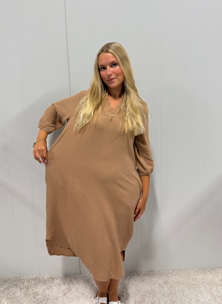 Jörlevik of Sweden Milli mekko, kameli