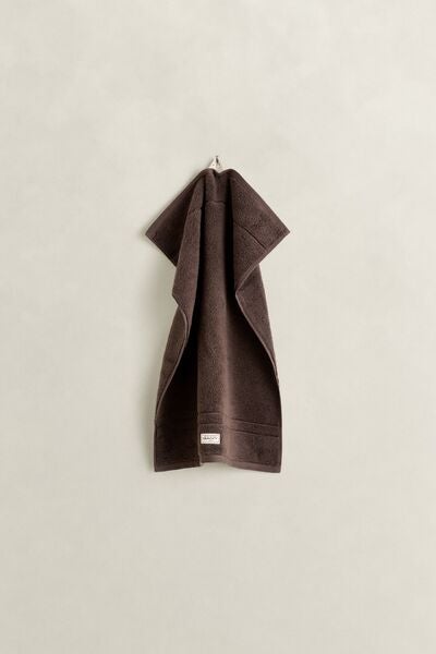 Gant premium towel, 30x50cm, deep brown